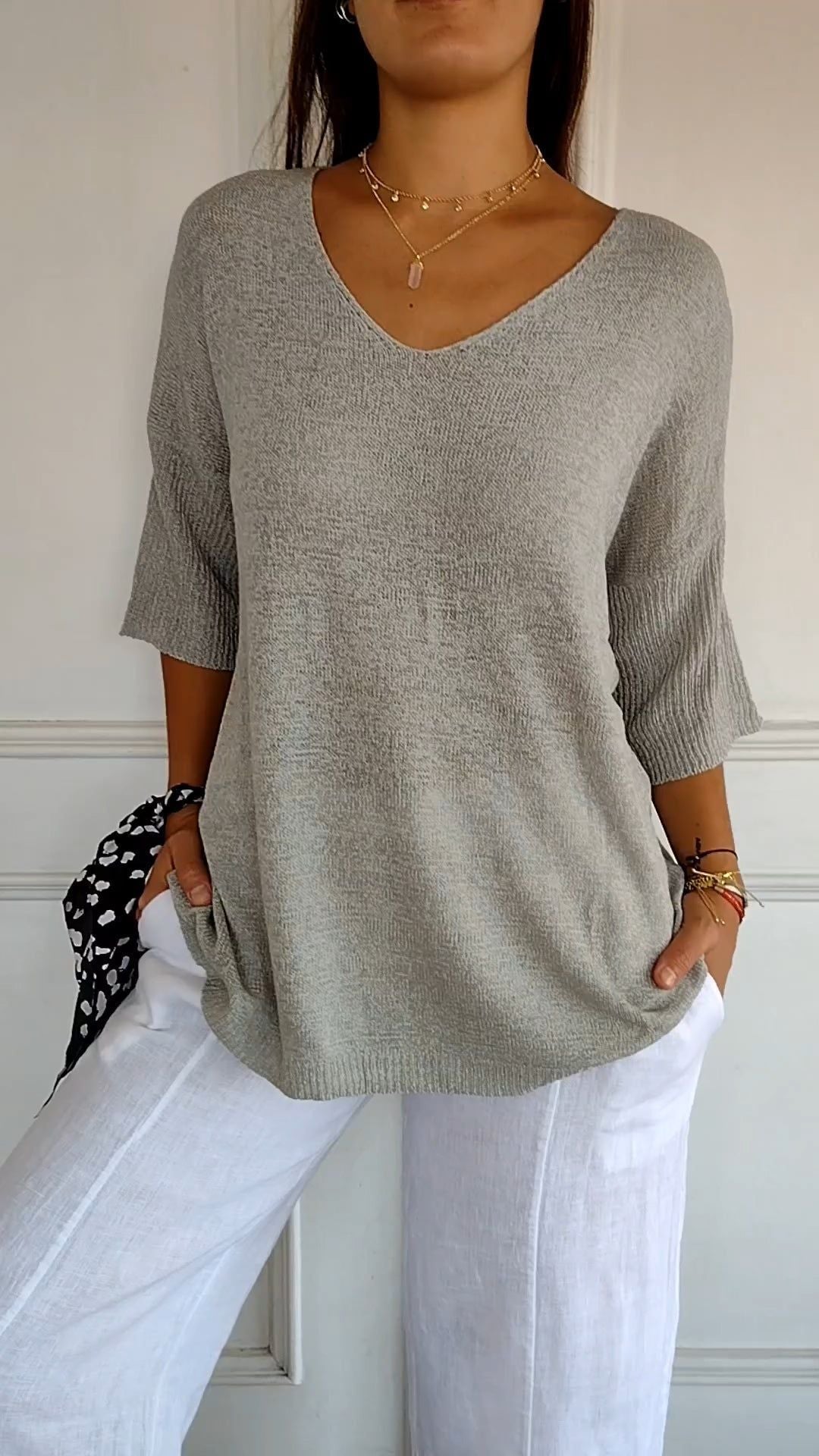 🔥LAST DAY 49%OFF🔥 - Solid Color Knitted V-neck Top